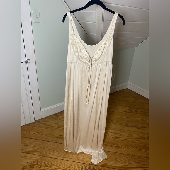 Vintage Mistee 2 Piece Lingerie Set Cream Floor Length Large - Picture 7 of 14